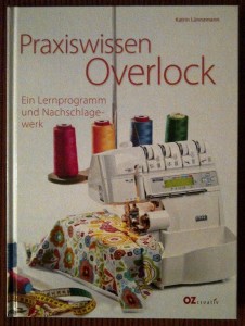 Praxiswissen Overlock Cover